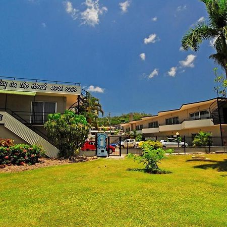 Whitsunday On The Beach Motel Airlie Beach Exterior photo