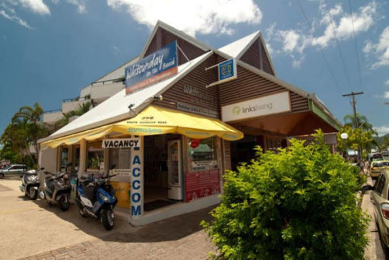 Whitsunday On The Beach Motel Airlie Beach Exterior photo